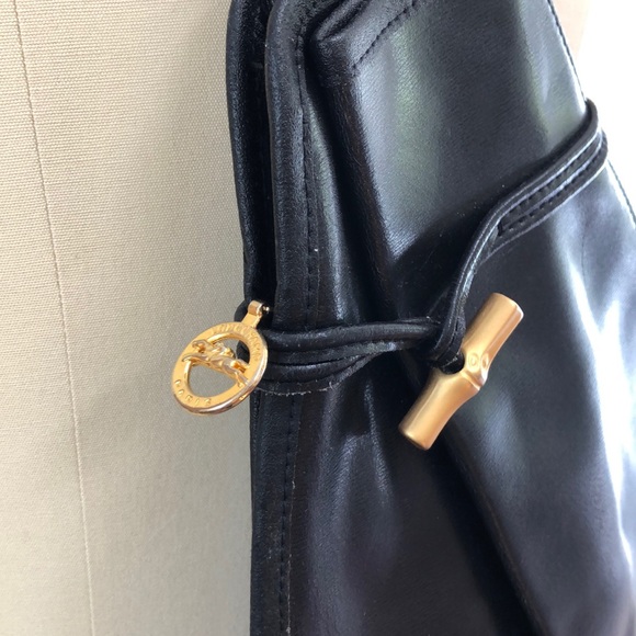 *SOLD* Longchamp Paris Black Leather Crossbody Bag - Picture 2 of 8